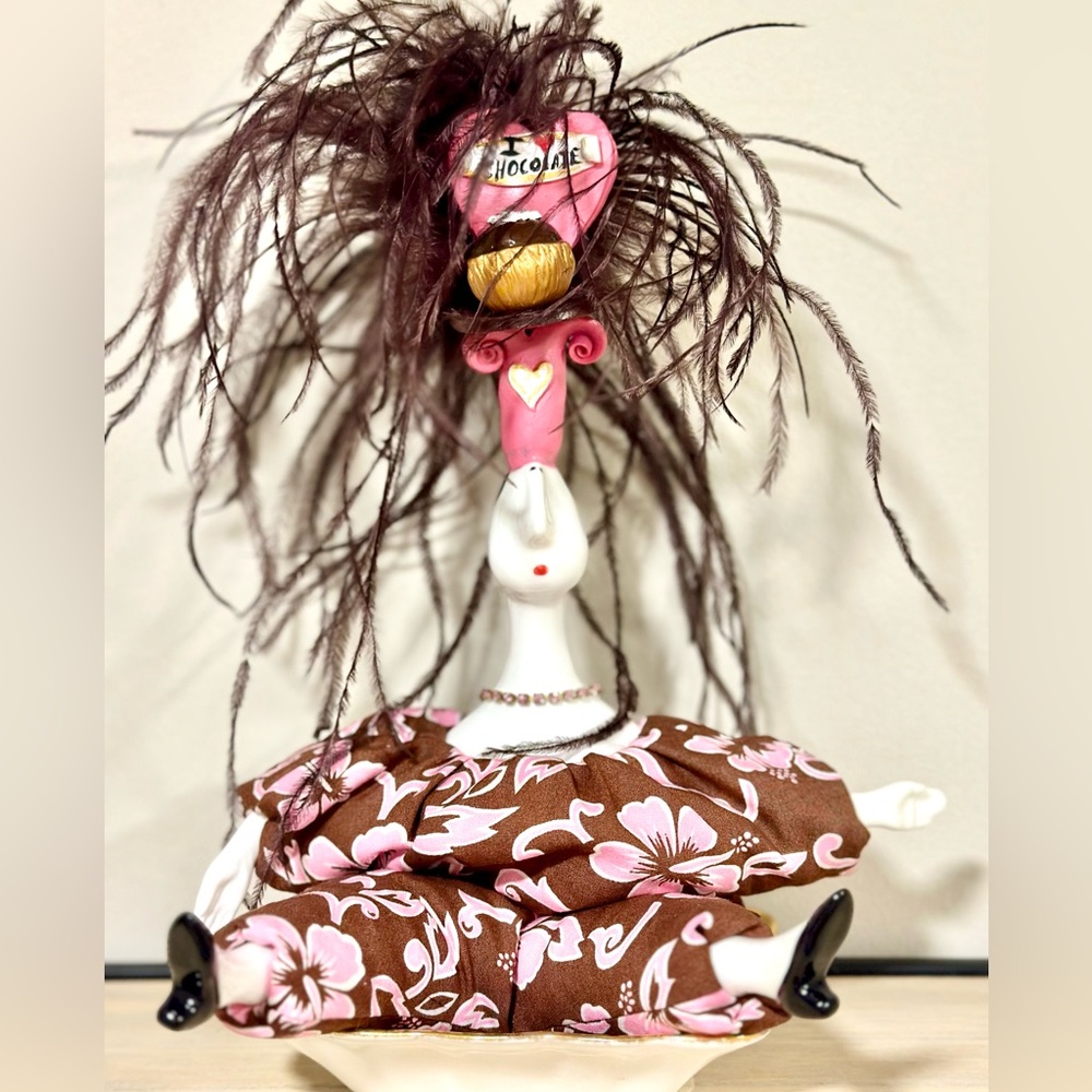 💝🍫Beautiful hand made Limoges Porcelain Poupee by Isabelle Doll🍫🤎